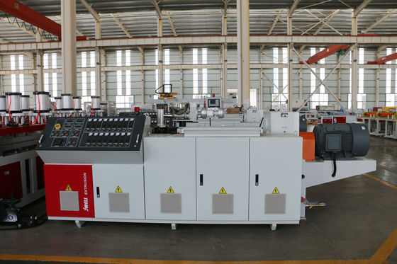 1220MM PVC WPC Board Extrusion Line Double Screw  550kg/H